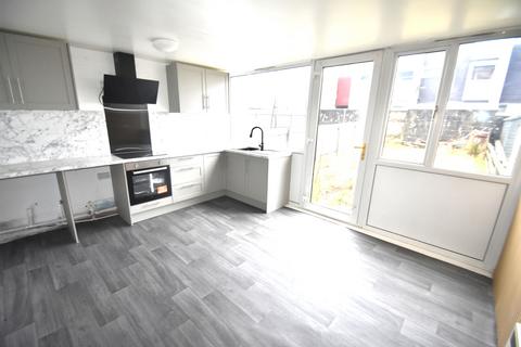 undefined, Pine Grove, Cumbernauld G67