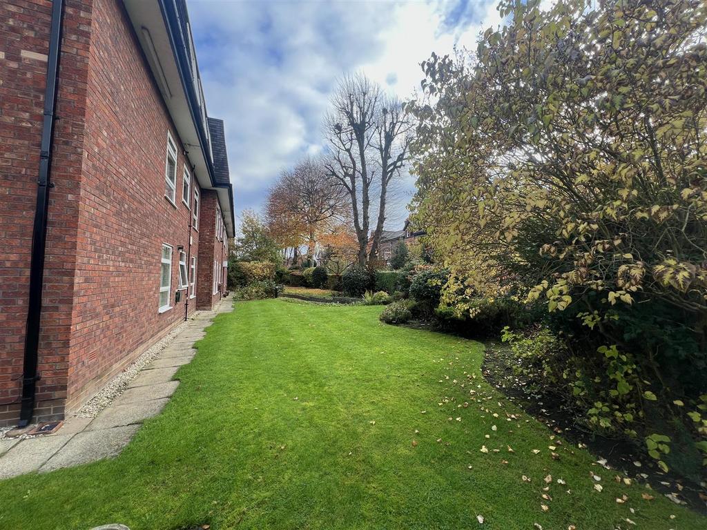 Communal gardens