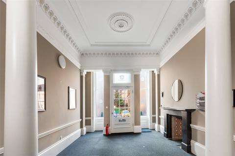 3 bedroom apartment to rent, Park Circus Place, Glasgow, G3