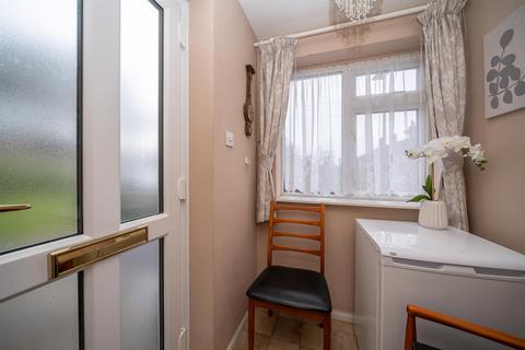 undefined, Pond Road, Hemel Hempstead, Hertfordshire, HP3 8BA