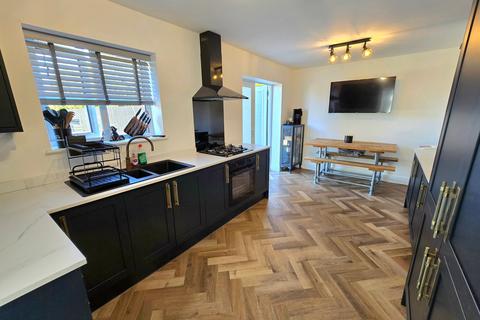 3 bedroom semi-detached house for sale, Ystrad Fawr, Bridgend, CF31