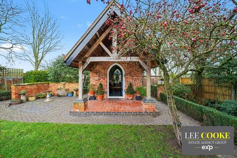 4 bedroom detached house for sale, Park Lane, Stafford ST19