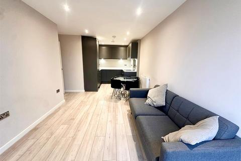 2 bedroom apartment to rent, Jesse Hartley Way, Liverpool