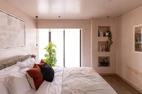 2 bedroom flat for sale, Harrow Road, Kensal Green, London, NW10
