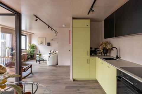 2 bedroom flat for sale, Harrow Road, Kensal Green, London, NW10