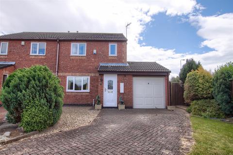 3 bedroom semi-detached house to rent, Emmetts Garden, Ingleby Barwick