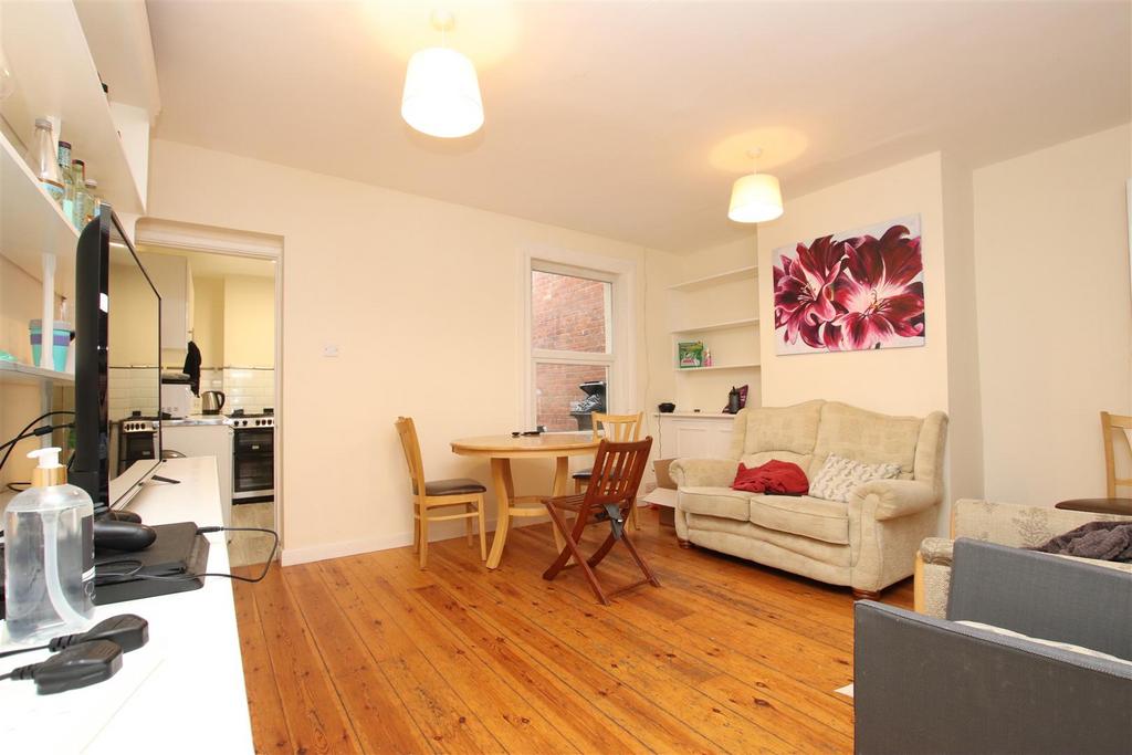 Living room.JPG