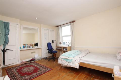 undefined, Westmoreland Street, Bath BA2