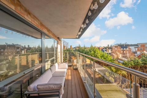 1 bedroom apartment for sale, Diggers Lane, Weybridge, KT13