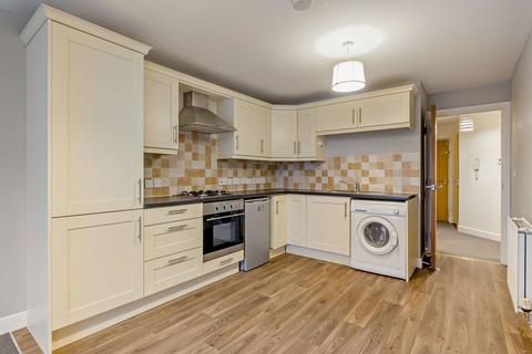 2 bedroom flat for sale, Farriers Way, Killamarsh, Sheffield, S21