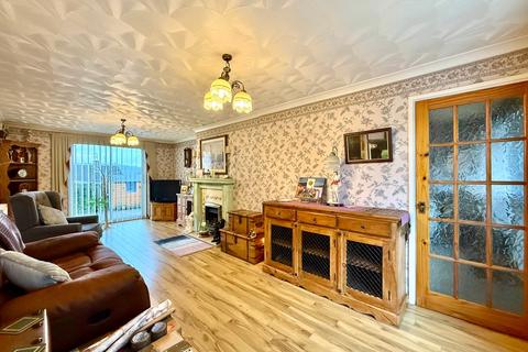 3 bedroom terraced house for sale, Avon Close, Newport NP20
