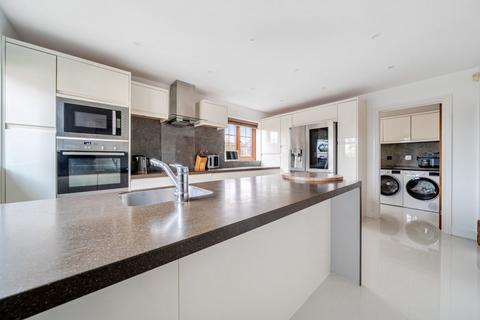 4 bedroom detached house for sale, The Avenue, Hampshire PO14