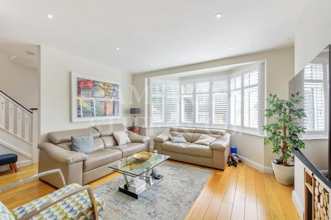 4 bedroom detached house to rent, Dollis Hill Avenue, NW2