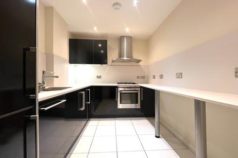 2 bedroom flat to rent, Waterside, Shirley, Solihull, West Midlands, B90