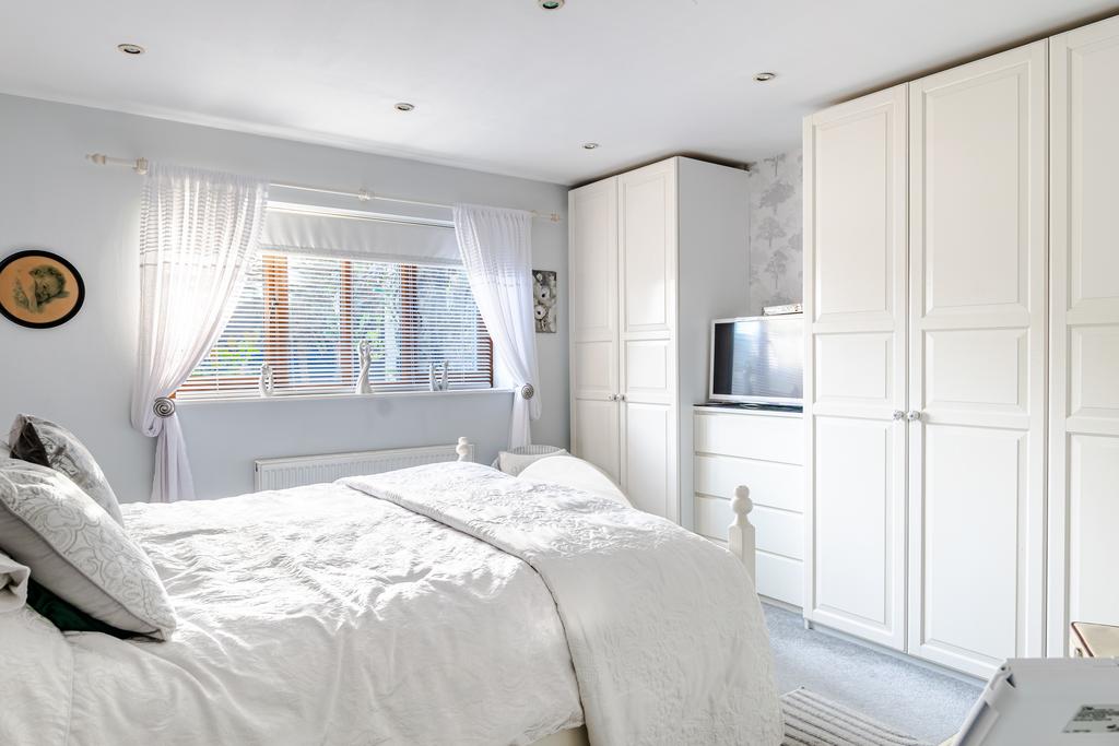 Bedroom1a
