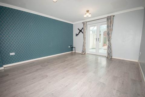 3 bedroom townhouse to rent, Oulton Road, Rugby, CV21