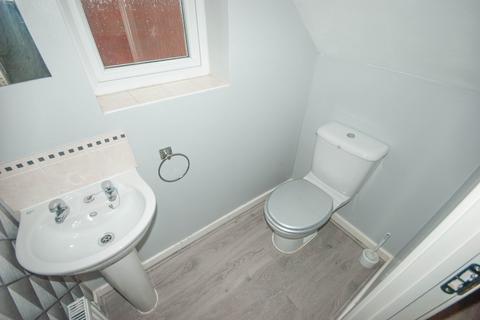 3 bedroom townhouse to rent, Oulton Road, Rugby, CV21