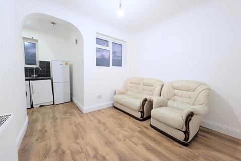 1 bedroom maisonette for sale, Chalvey Grove, Slough
