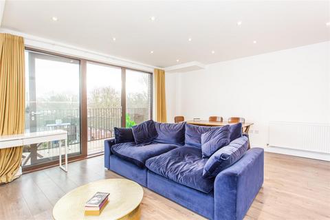 2 bedroom flat for sale, Furlong Court, Mile End, E3