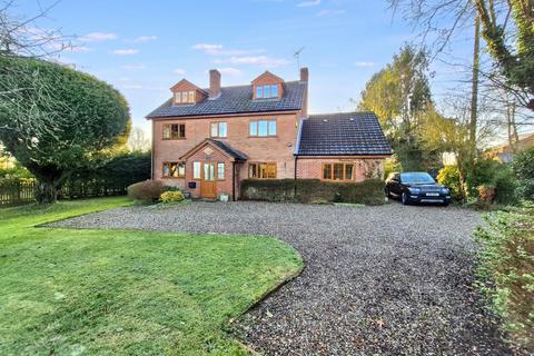 undefined, Rose Cottage, Brand Green, Gloucestershire