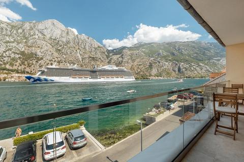 Studio, Muo, Montenegro