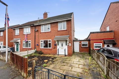 3 bedroom semi-detached house for sale, Severn Road, Ashton-in-makerfield, Wigan, Greater Manchester. WN4 8UE