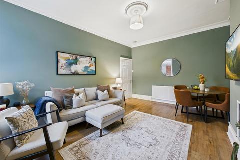3 bedroom apartment for sale, Fontburn Terrace, North Shields