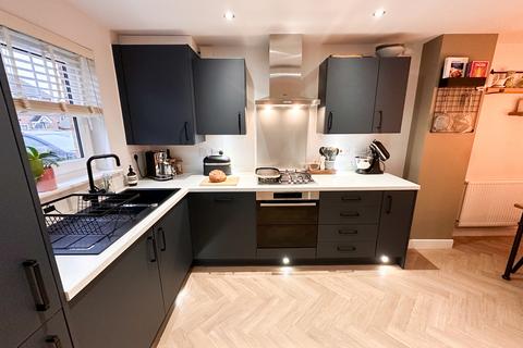 3 bedroom semi-detached house for sale, Granary Square, Aspull, Wigan, WN2