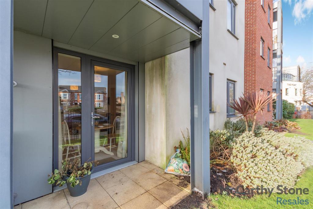 8675812-exterior04.jpg