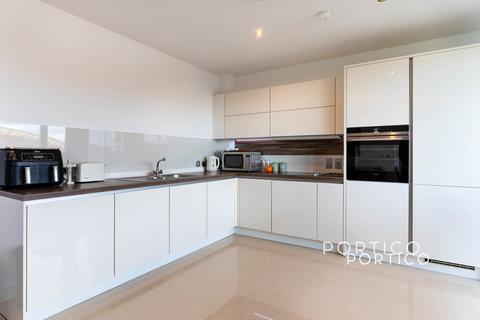 2 bedroom flat to rent, Peloton Avenue, London, E20