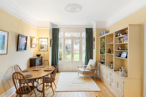 5 bedroom semi-detached house for sale, London W13