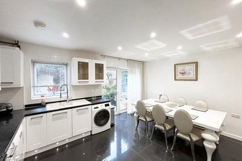 undefined, Eliot Drive, Harrow