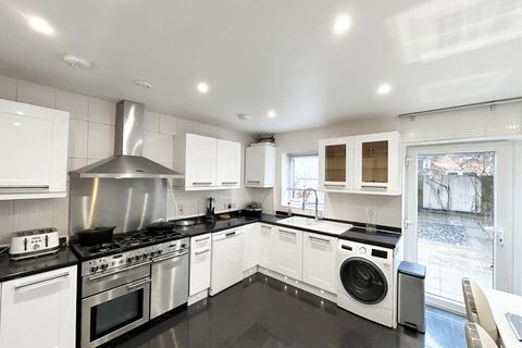 undefined, Eliot Drive, Harrow