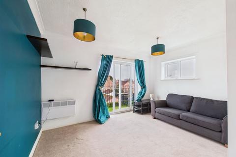 2 bedroom flat for sale, Oaklands, Peterborough, PE1