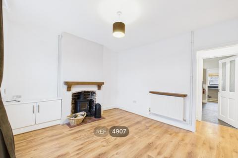 2 bedroom terraced house to rent, Nottingham NG5