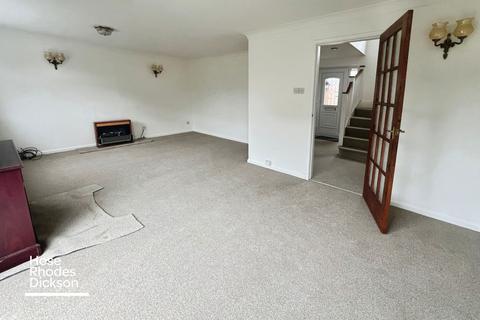 3 bedroom semi-detached house for sale, Alverstone Road, Apse Heath, Sandown