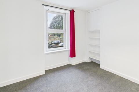 2 bedroom flat to rent, South Baffin Street, Dundee, DD4