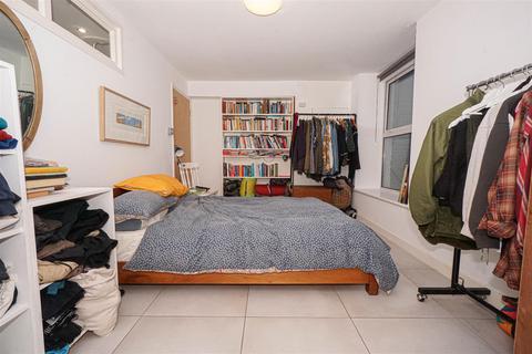 2 bedroom flat for sale, Marina, St. Leonards-On-Sea