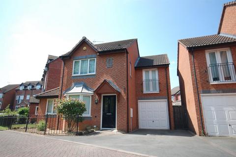 3 bedroom detached house to rent, Kingfishers Reach, Leamington Spa