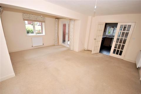 3 bedroom detached house to rent, Kingfishers Reach, Leamington Spa