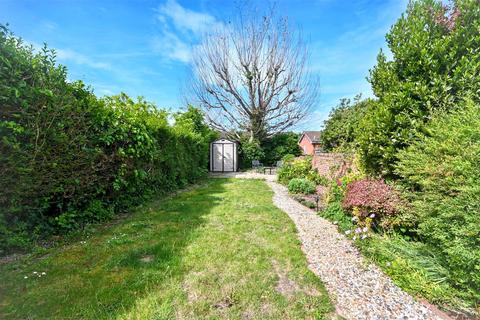 6 bedroom semi-detached house for sale, Willingdon Road, Eastbourne