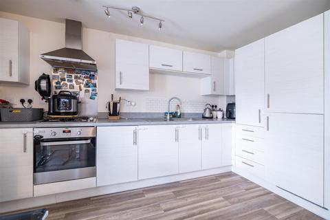 2 bedroom apartment for sale, Atlantic Avenue, Brooklands, Milton Keynes