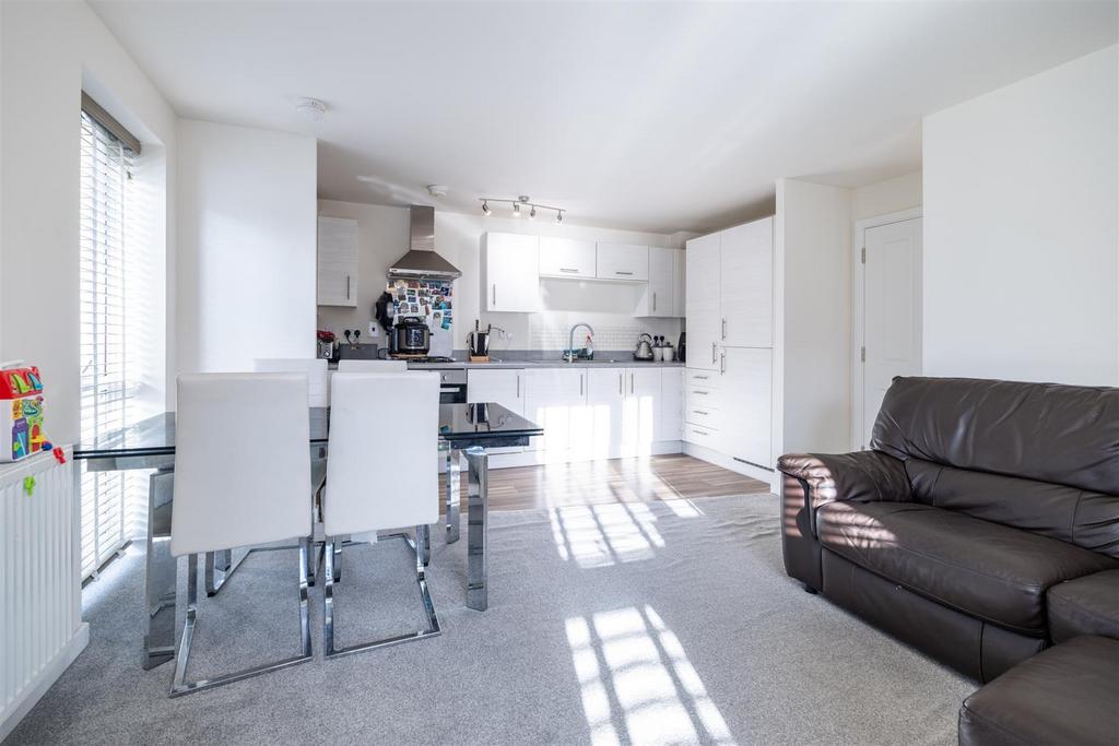 Kitchen/living area