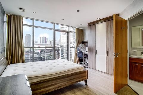 2 bedroom flat to rent, Gerry Raffles Square London E15