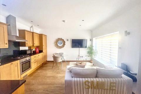 1 bedroom barn conversion for sale, Falmouth TR11