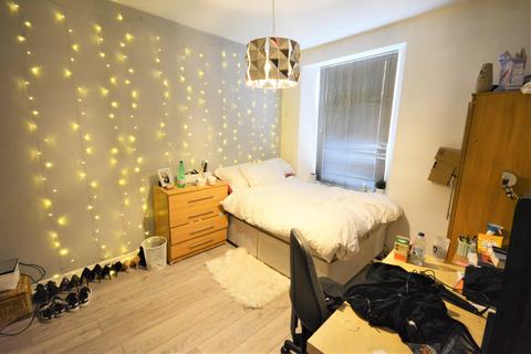 2 bedroom flat to rent, Mansel Street, City Centre, Swansea