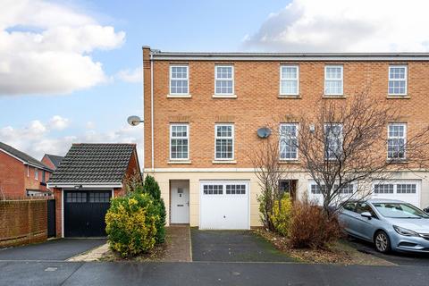 3 bedroom townhouse for sale, Chester Close, Ince