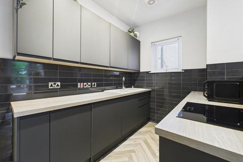 1 bedroom apartment to rent, The Avenue, Bishop Lane, Hull