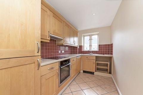2 bedroom flat for sale, Russell Road, London W14