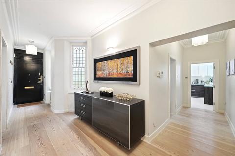4 bedroom apartment to rent, Coleherne Court, Old Brompton Road, London, SW5